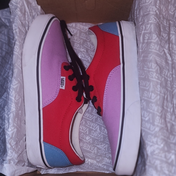 VANS Off The Wall - Doheny - Color Block (Orchid/Red) Shoes - Women's 7.5W - Picture 2 of 6